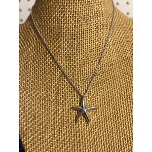 Cookie Lee Silver Tone Starfish Pendant Necklace Nautical Beach Vacation Adj 17"